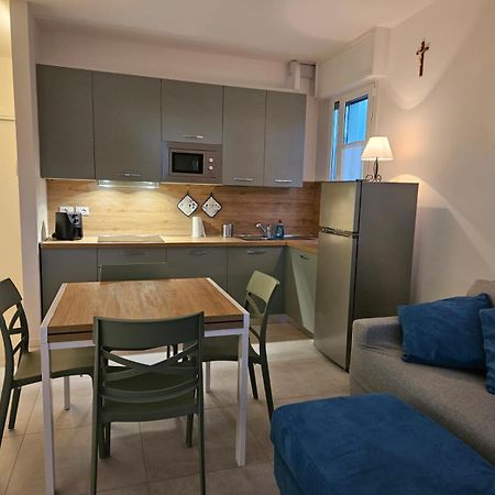 App4Rent - Villa Cristina 5 - Rinnovato リド・ディ・イエゾロ エクステリア 写真